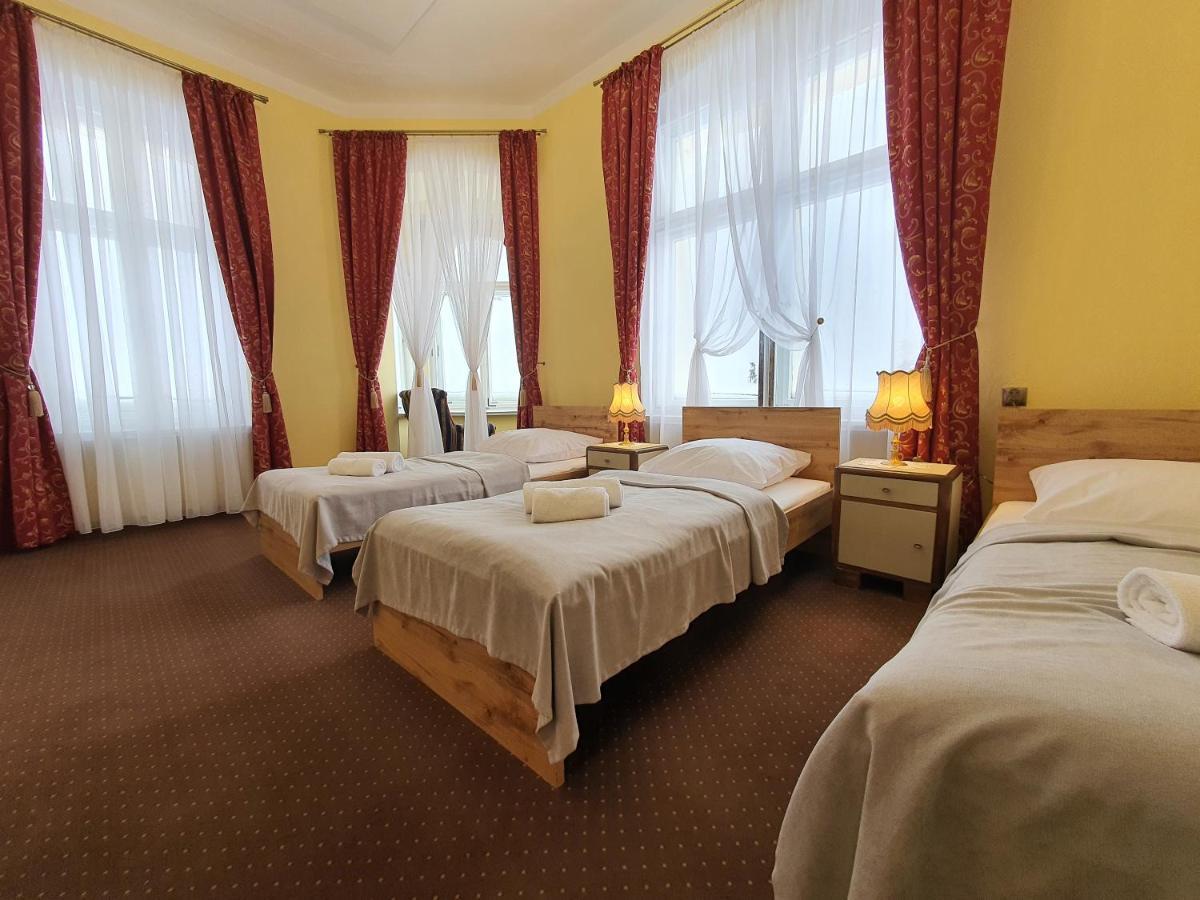 Palac Lawica- Splywy Przelomem Bardzkim Kłodzko Exterior foto