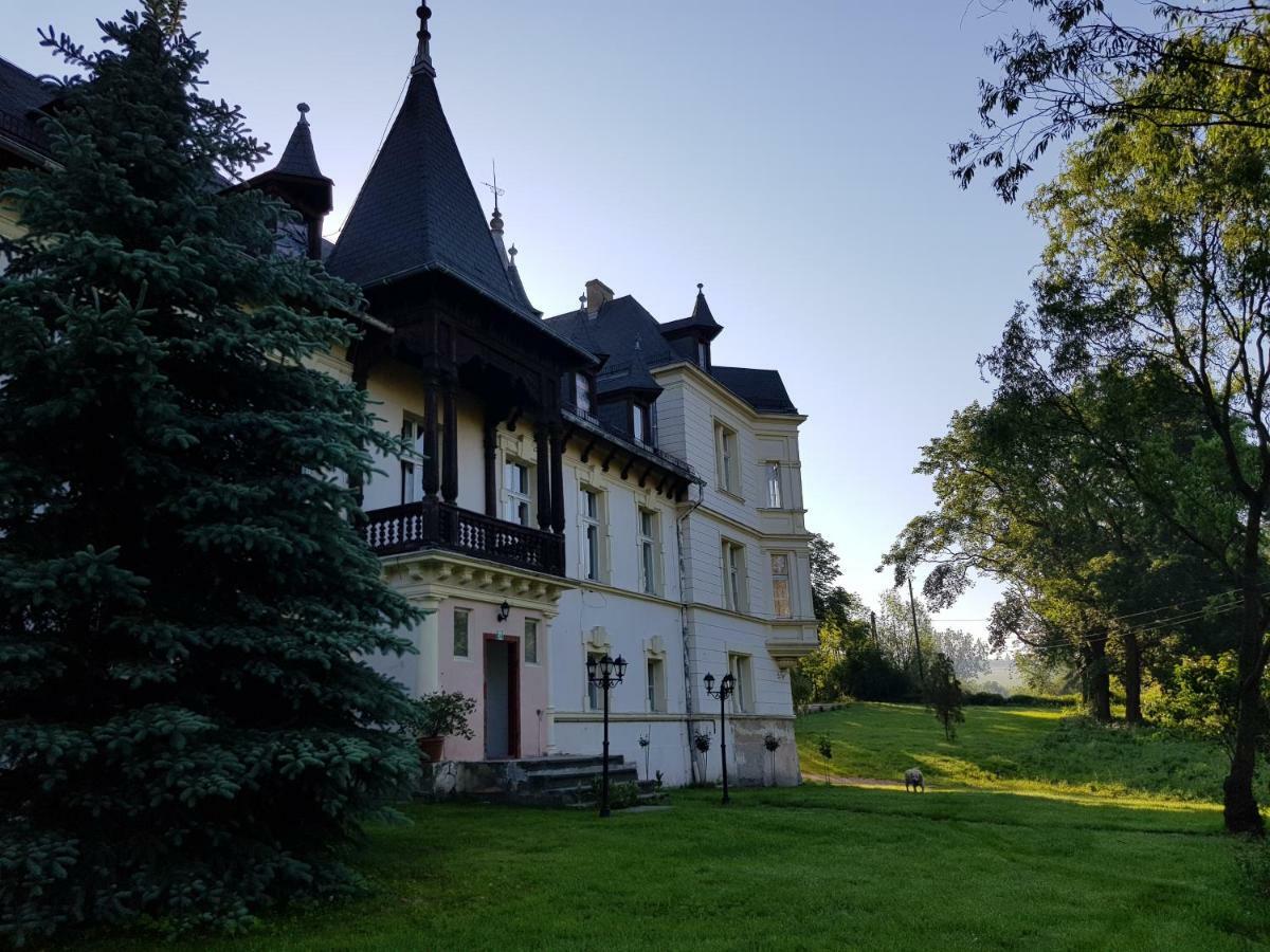 Palac Lawica- Splywy Przelomem Bardzkim Kłodzko Exterior foto